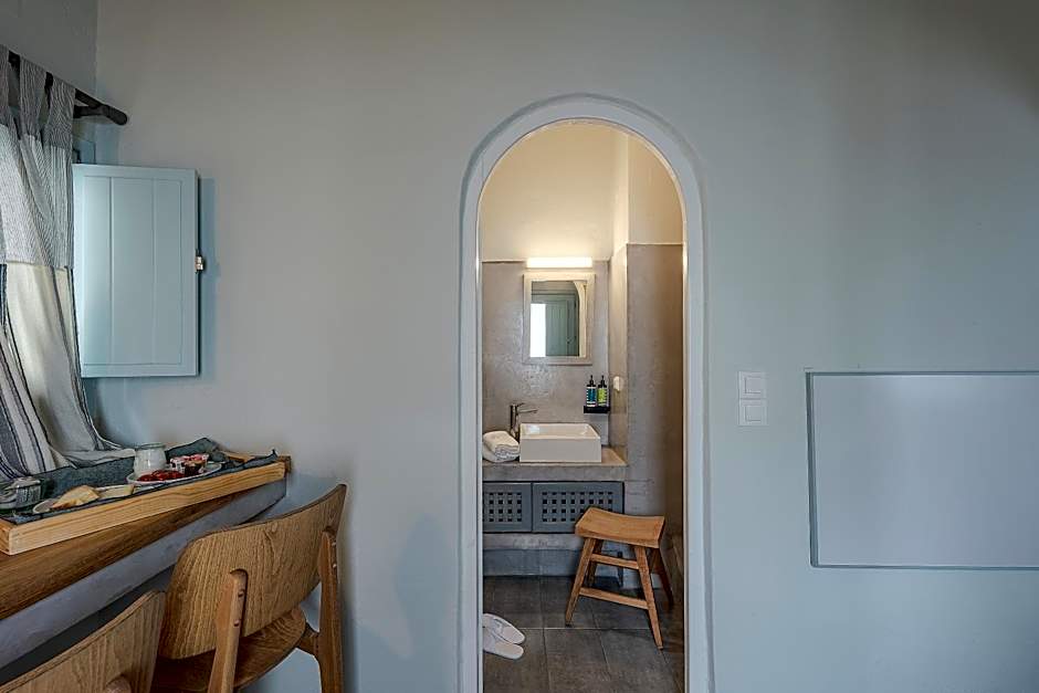 Blue Dolphins Apartments