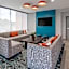 avid hotels MILWAUKEE WEST - WAUKESHA