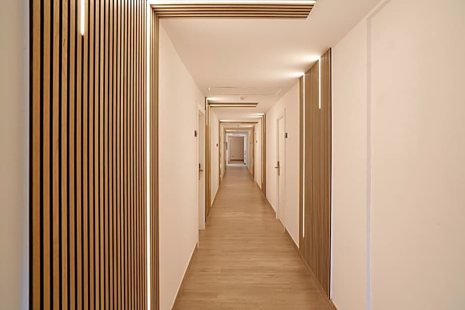 Invisa Hotel Es Pla - Adults Only