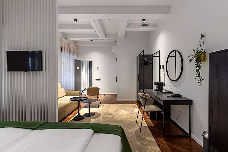 Konventa Seta Hotel Keystone Collection