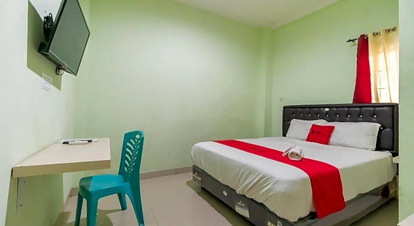 RedDoorz near Taman Wisata Alam Punti Kayu Palembang 2