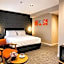 Rexee Hotel