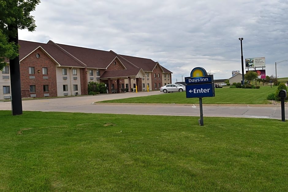 Days Inn by Wyndham Grand Island