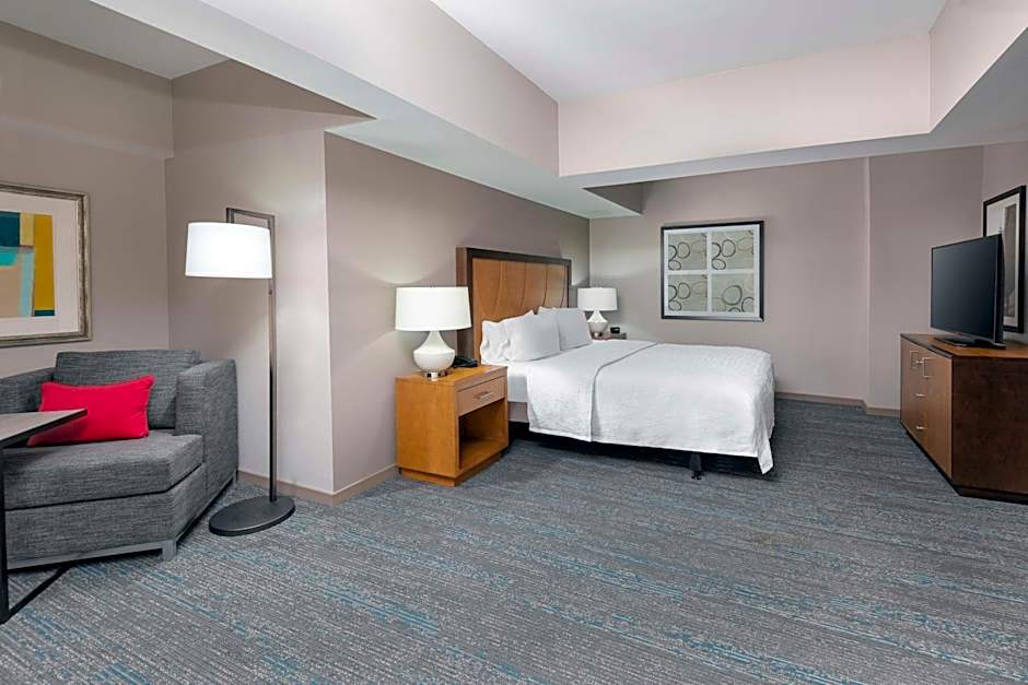 Hampton Inn By Hilton And Suites Clayton/St Louis-Galleria Area