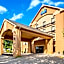 Days Inn & Suites by Wyndham Cedar Rapids