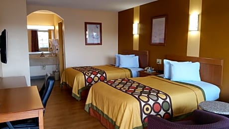 Queen Room with Two Queen Beds - Non-Smoking