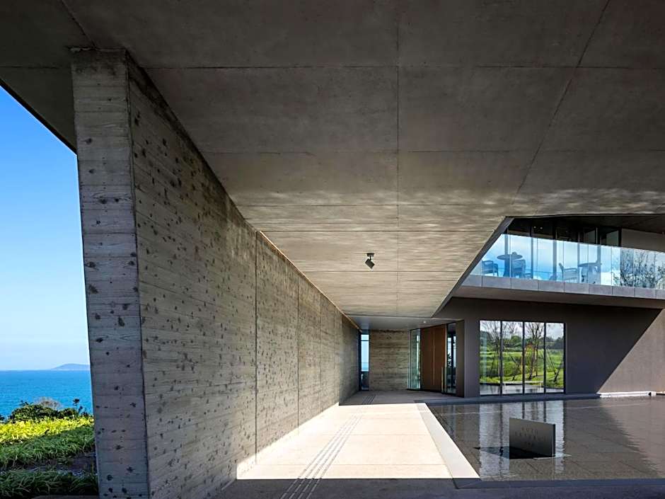 GOTO RETREAT by Onko Chishin