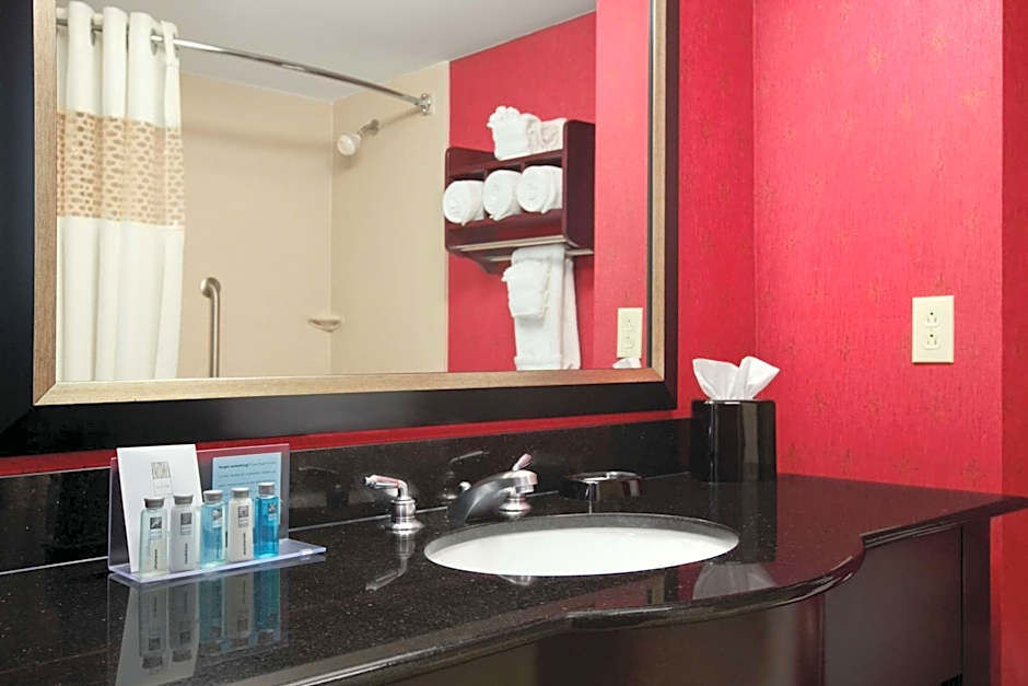 Hampton Inn By Hilton & Suites Millington