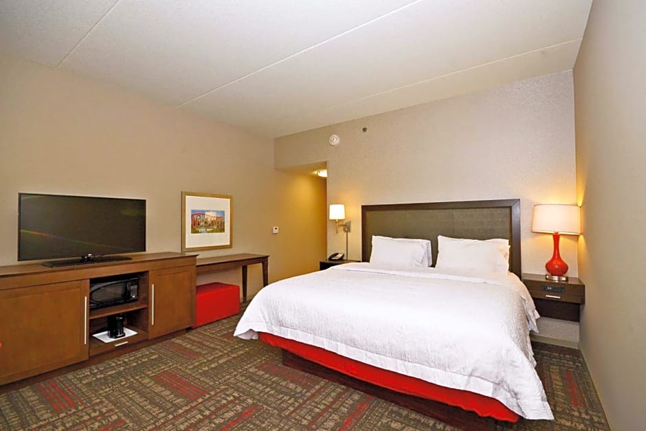 Hampton Inn By Hilton Pulaski, TN