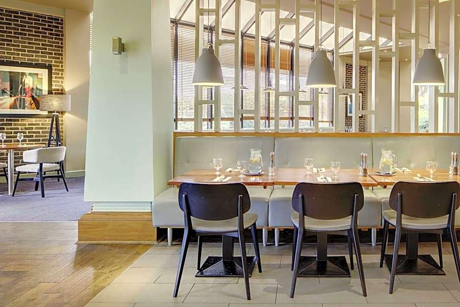 DoubleTree by Hilton Manchester Airport