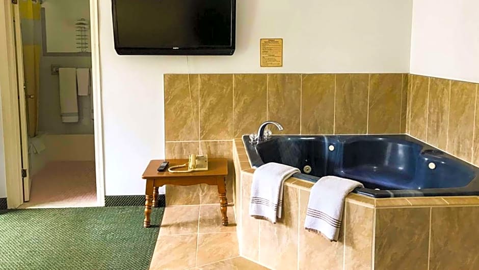 Relax Inn Altoona