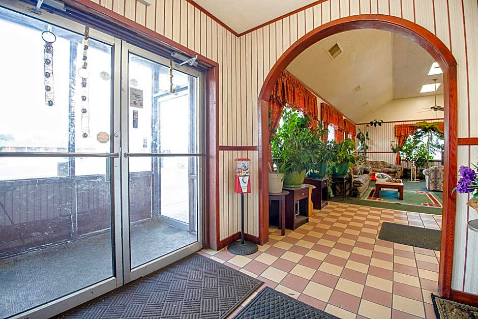 Hotel O Daylight Inn Elkhart I-90, IN