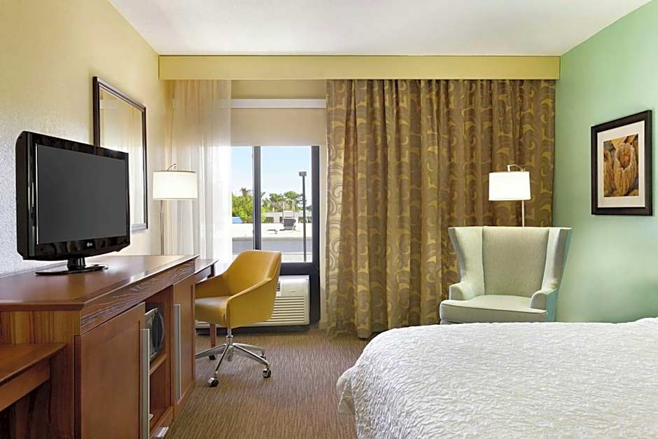 Hampton Inn & Suites Tarpon Springs