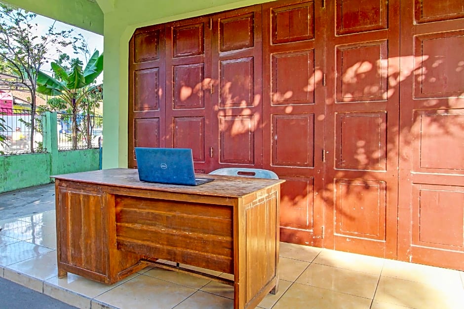 SPOT ON 93029 Pondok Wisata Sabar Menanti 2