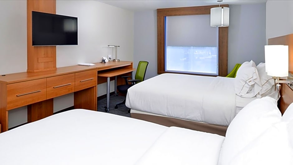 Holiday Inn Express & Suites Lexington Midtown By IHG