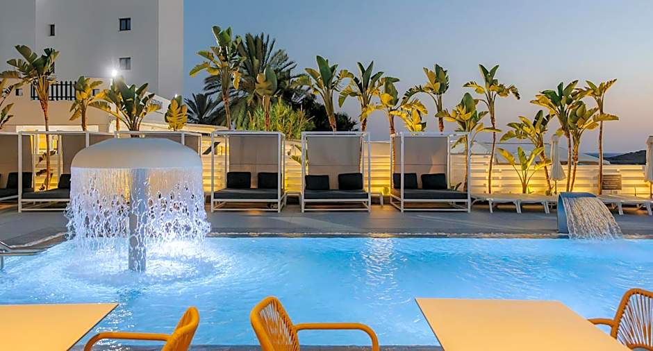 Tasia Maris Sands (Adults Only)