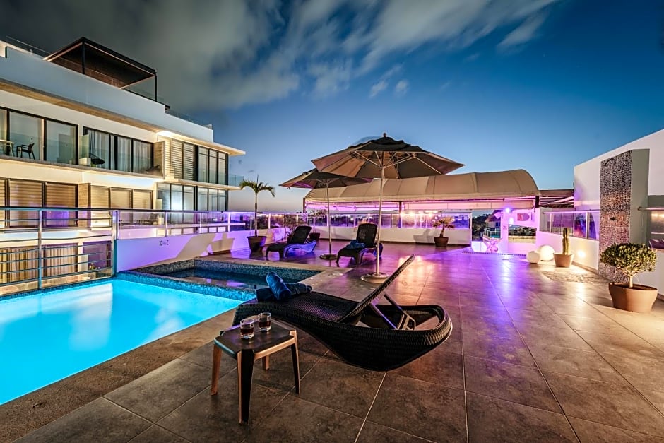 Soho Playa Hotel