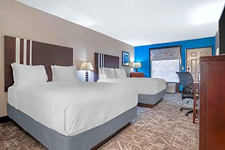 Queen Room with Two Queen Beds - Non-Smoking