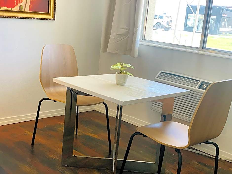 Dragonfly Motor Lodge