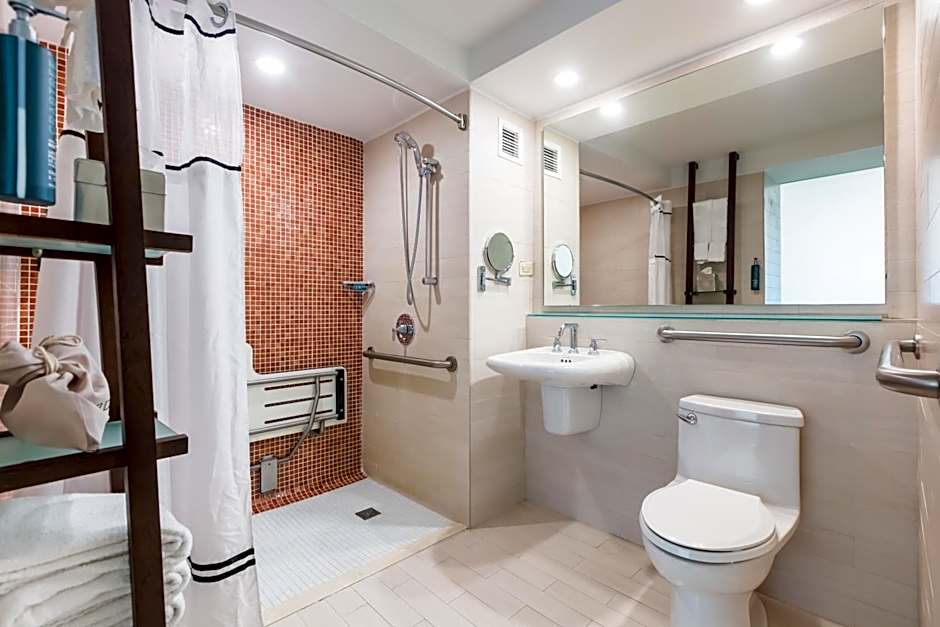 DoubleTree By Hilton San Juan