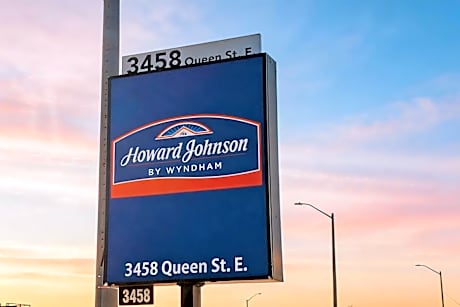 Howard Johnson by Wyndham Brampton
