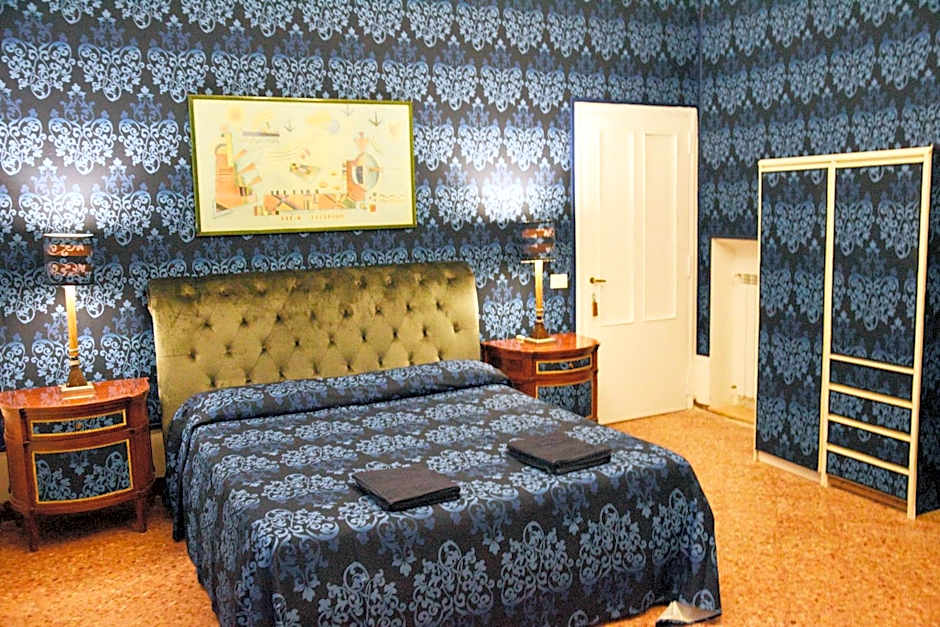 Venice Rainbow Apartment San Marco