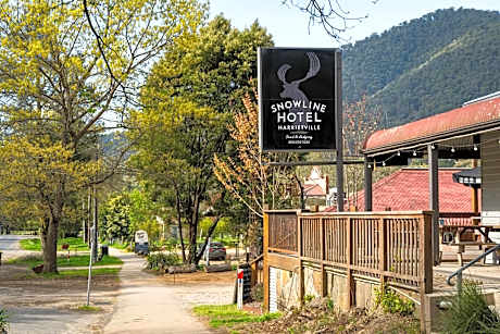 The Harrietville Snowline Hotel