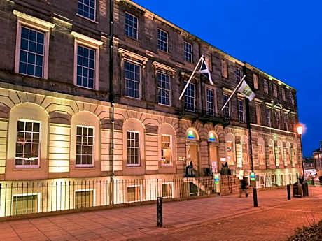 Holiday Inn Express Edinburgh City Centre by IHG