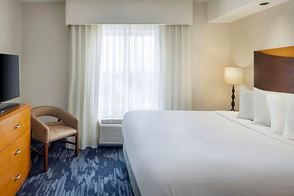 Fairfield Inn & Suites by Marriott Columbus Polaris