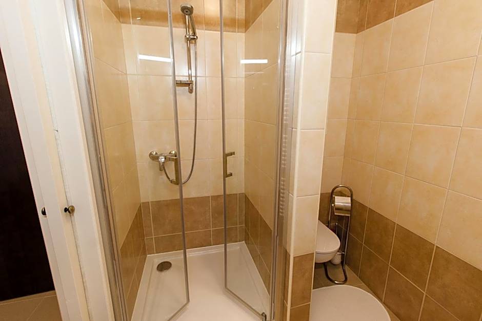 Karlova 25 Apartments