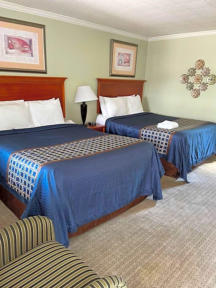 Colonial Motel