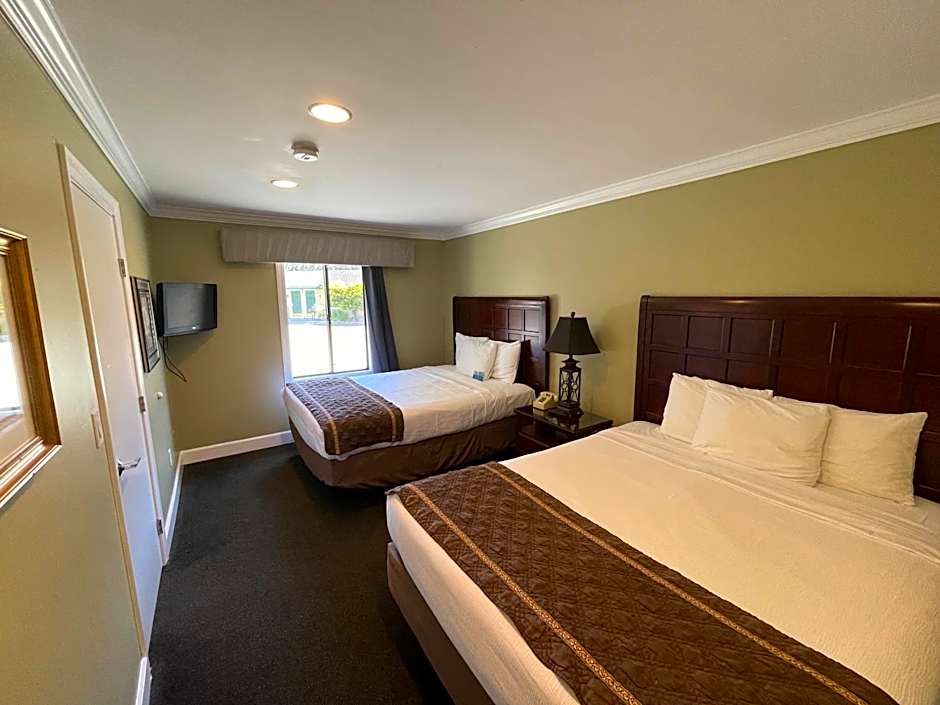 Sea Breeze Inn - Pacific Grove