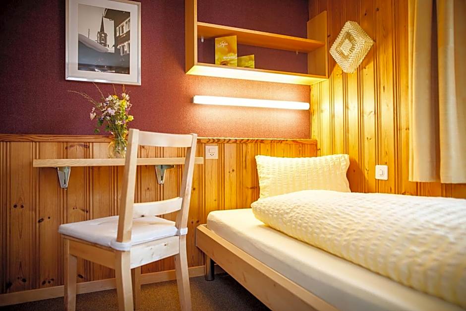 Hotel Nufenen