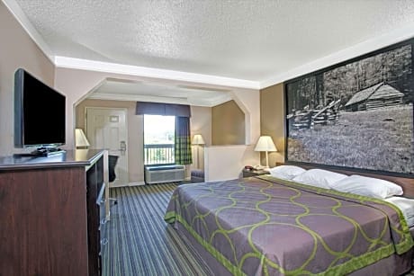 King Room - Disability Access - Non-Smoking