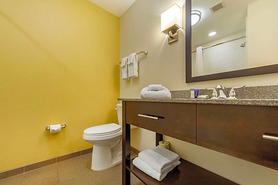 Sleep Inn & Suites Fargo Medical Center