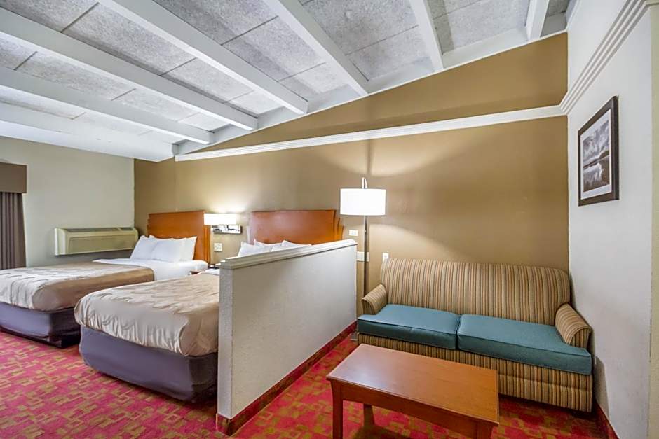 Photo 1 of 3 of 2 Queen Beds with Sofabed Suite