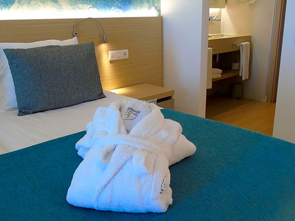 Aparthotel Fontanellas Playa