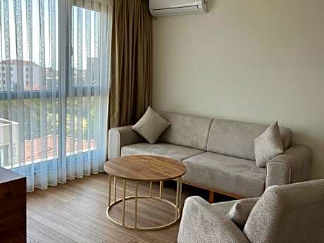 Deluxe Suite with Sea View