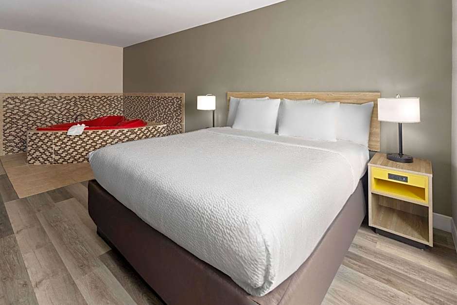 Days Inn by Wyndham Jackson Downtown