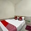 OYO 90158 Hotel Lendosis Perintis Kemerdekaan
