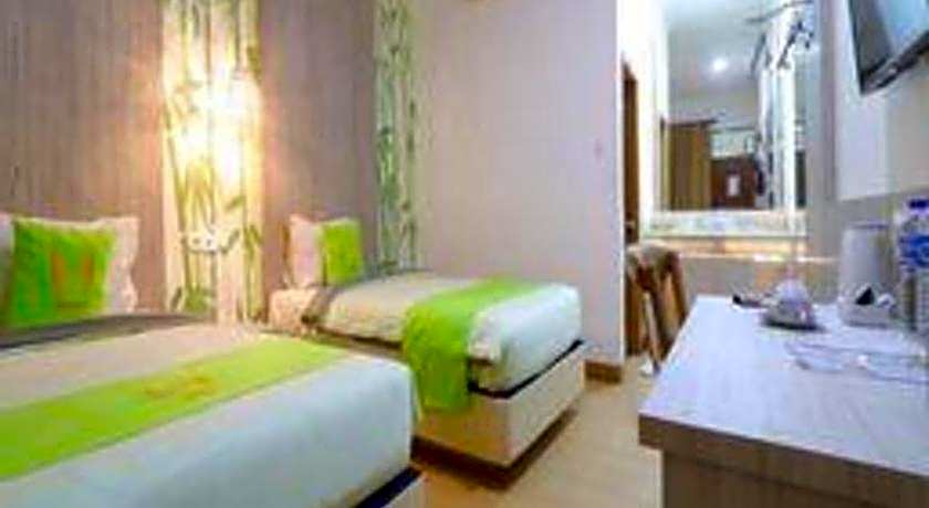 Hotel Huswah Airport