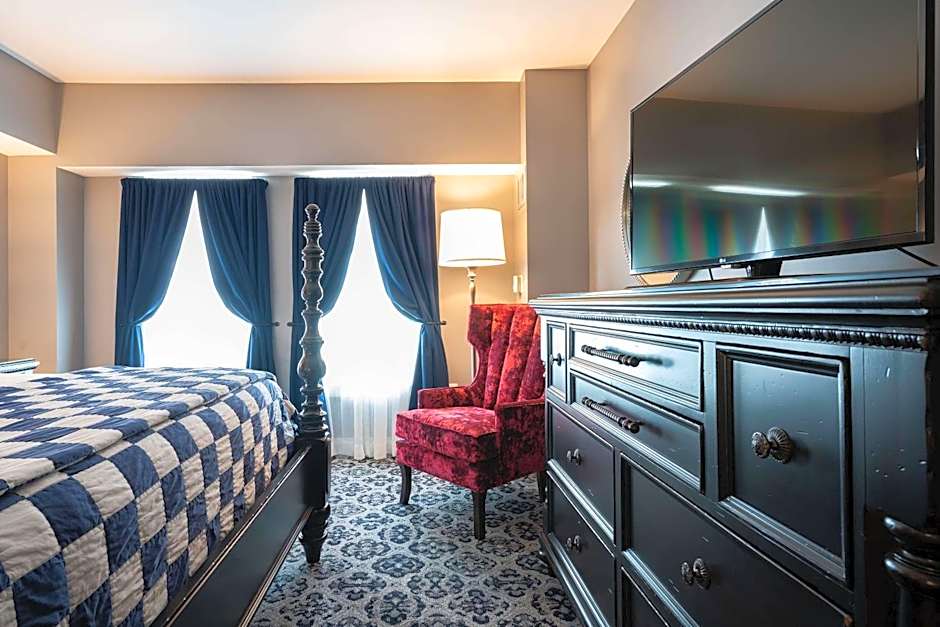 The Kendall Hotel at the Engine 7 Firehouse