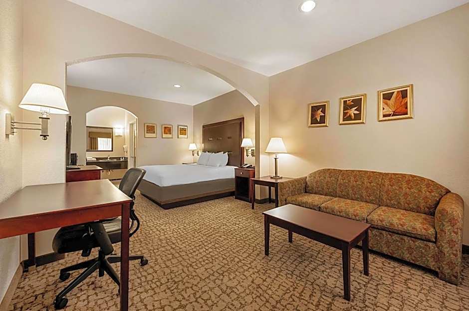 Quality Inn & Suites