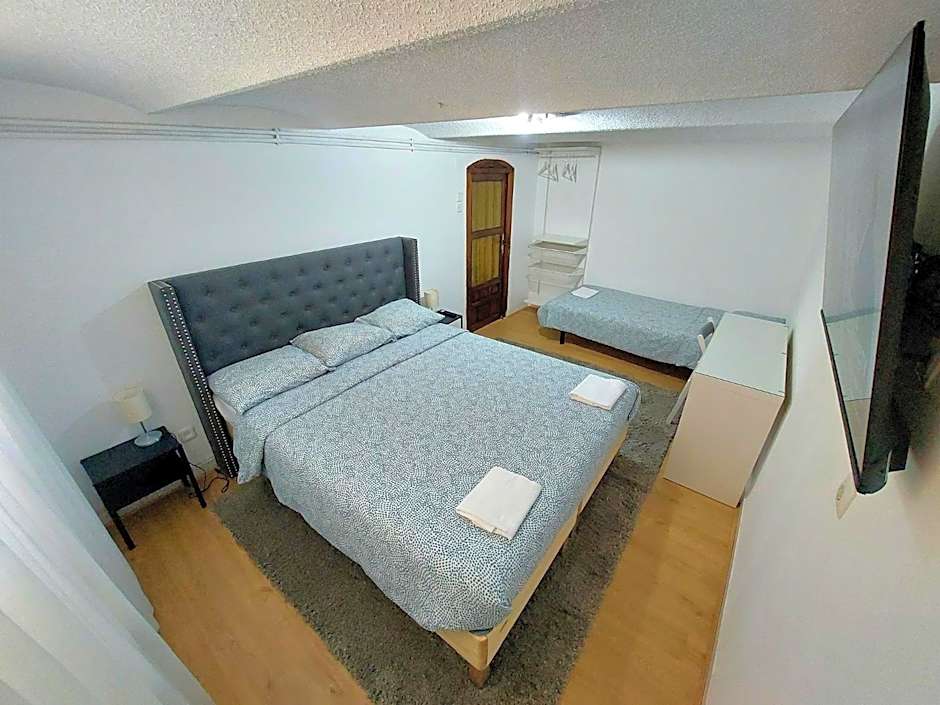 N1 Casa de Madrid - greenpeace line