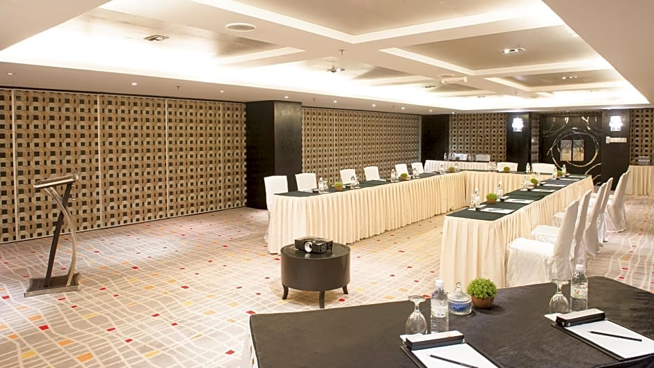 Ming Garden Hotel and Residences
