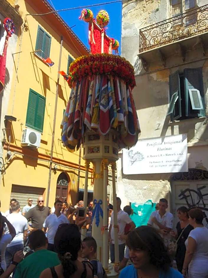 Le Finestre Su Via Cavour – Sassari, NJ