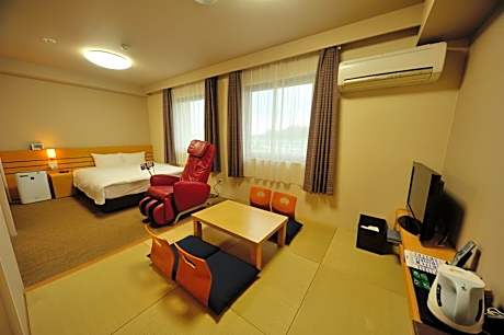 Japanese-Style Quadruple Room - Non-Smoking - No Daily Cleaning