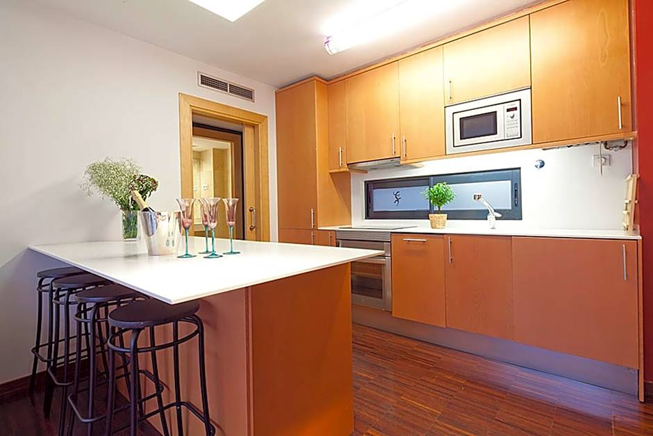 Apartment Barcelona Rentals - Sarria Apartments Near Center