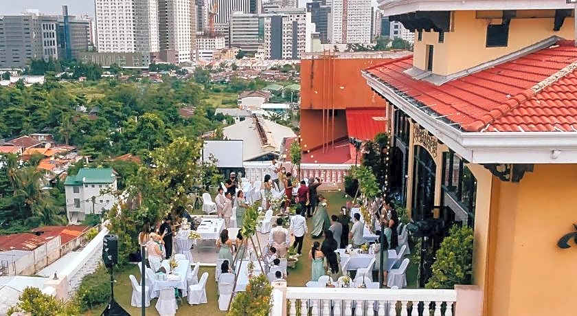 Sta Barbara Residence Hotel