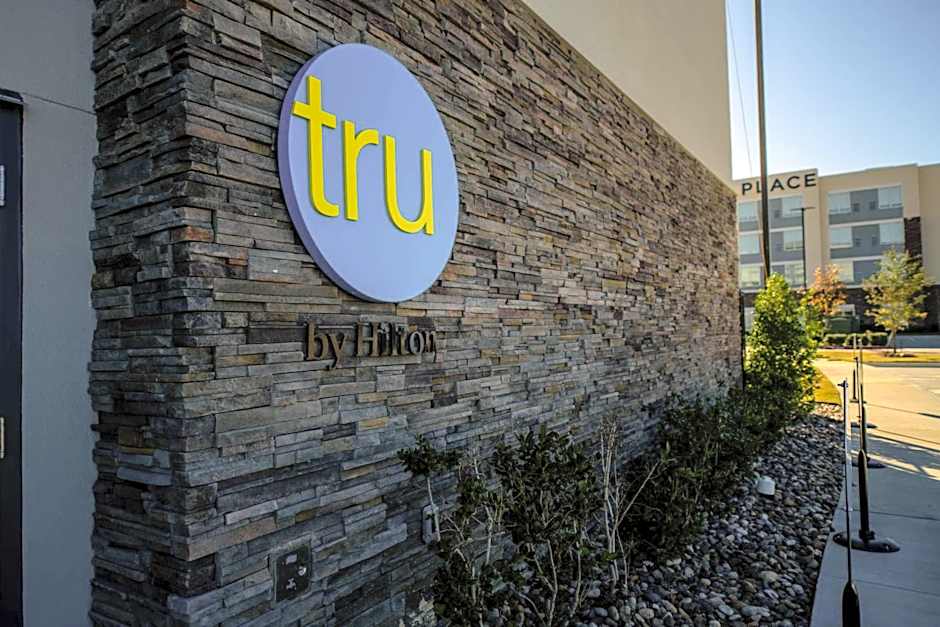 Tru by Hilton the Colony